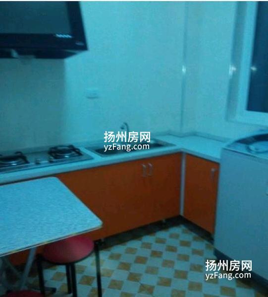 江都仙城公寓 1室 1厅 45平米 精装修采光充足 押一付一