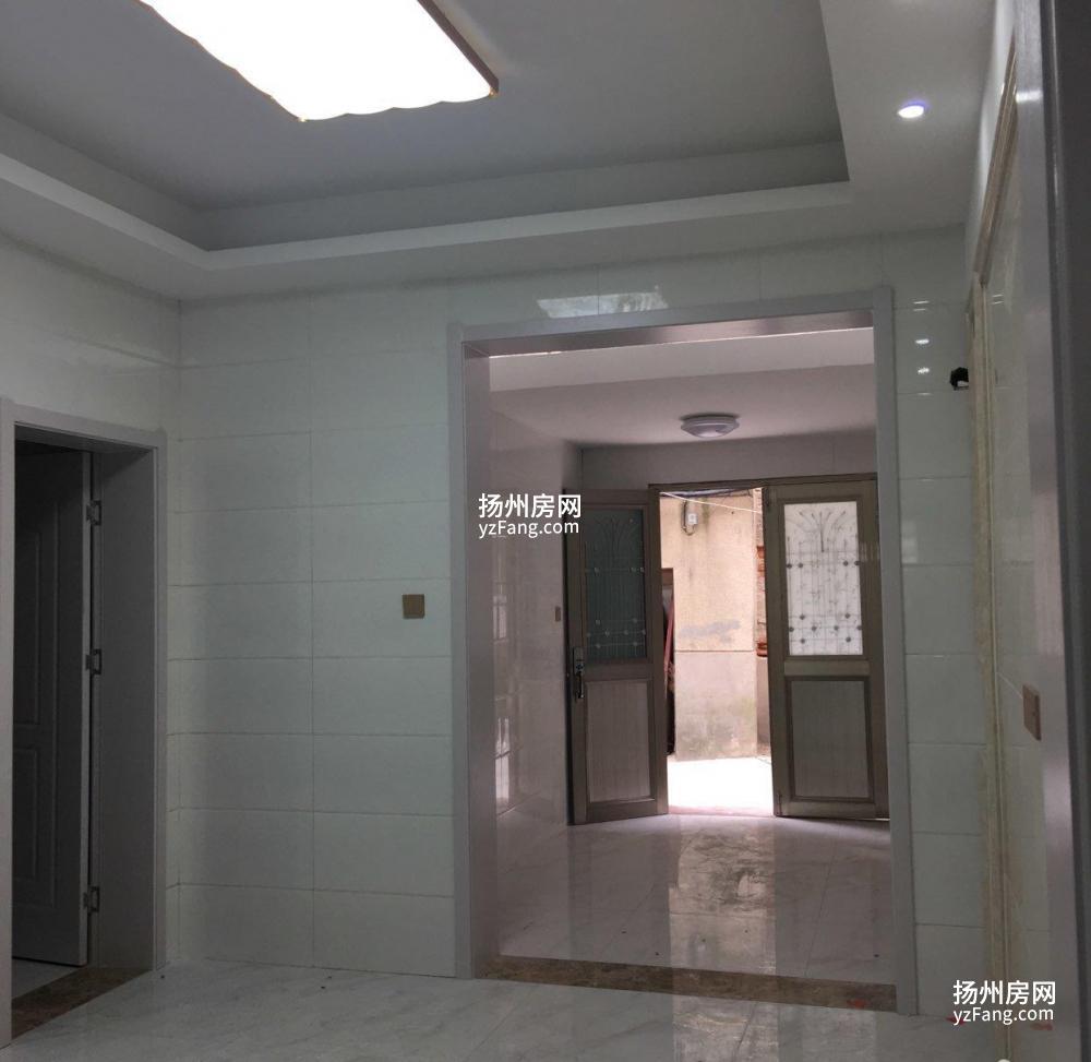 江城壹品 工具厂宿舍 一楼 精装修 添置家电设施就可入住