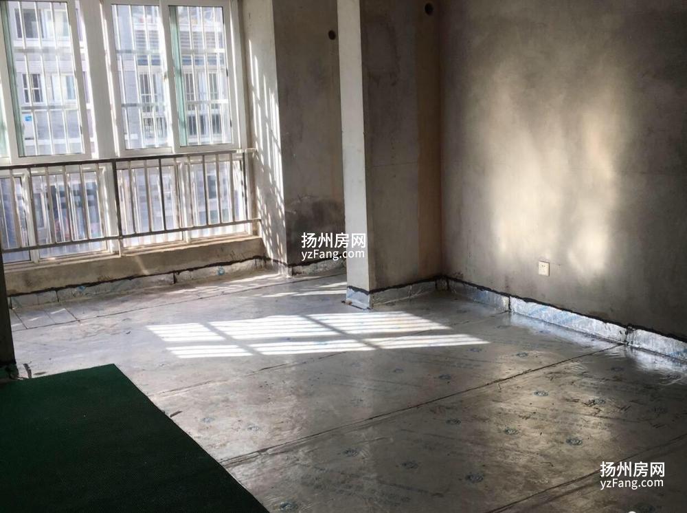 个人急售宝应大上海房子，131平米，三室朝南，阳光充足
