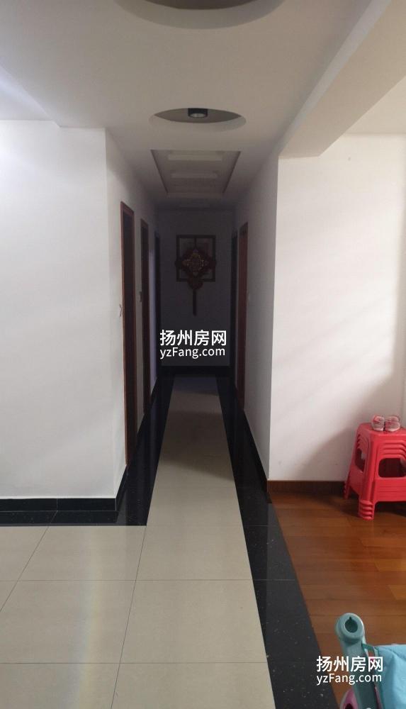 大上海国际公寓3室2厅2卫 地段好 公摊面积小